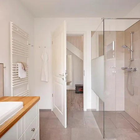 De Meere 5 Apartament *